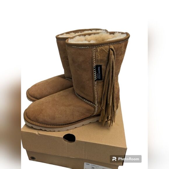 Koolaburra by UGG fringe boots - Picture 4 of 6